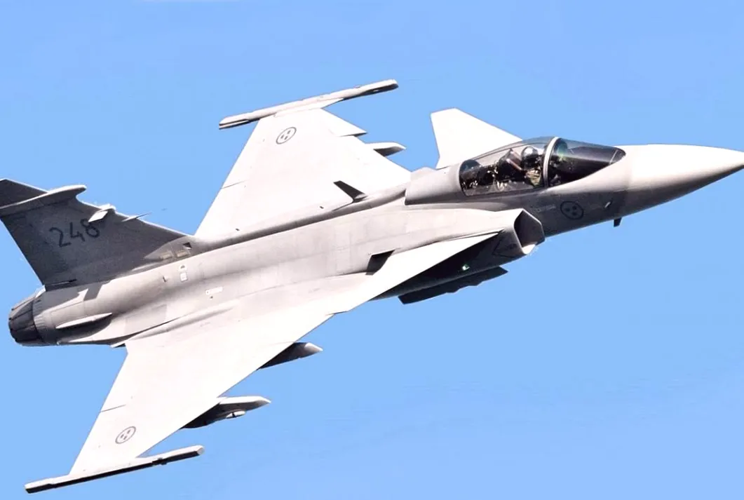 Saab планує озброїти Gripen новими дешевими ракетами проти дронів, вивчаючи досвід війни в Україні – BI