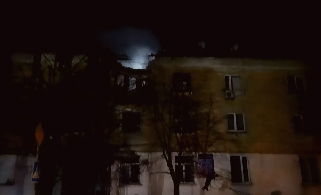Дронова атака на Дніпропетровщину: 9 поранених, серед них дитина