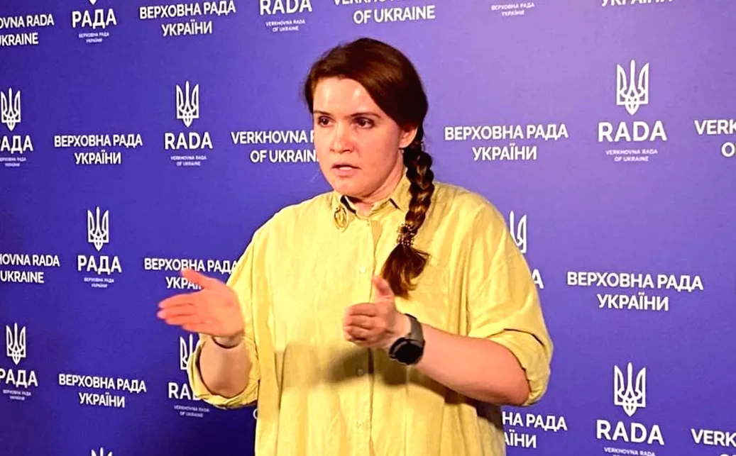 Комітет Ради готує відповідь Безуглі після різкої заяви Тищенка