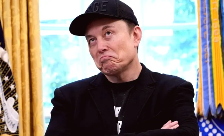 Маск розкрив плани SpaceX: місячне місто стає реальністю?