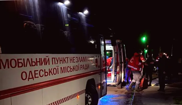 Ворожий удар по Одесі: п’ятеро постраждалих, деталі інциденту уточнюються