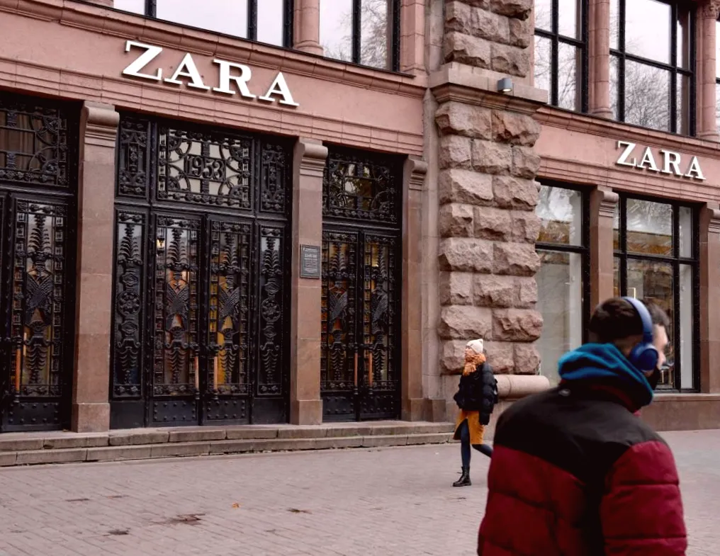 Власник Zara, Bershka та Massimo Dutti покидає великі міста України: що стоїть за рішенням?