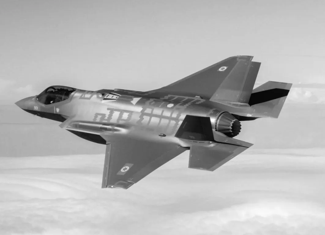 Чому F-35 досі не збивали пілотовані літаки: секрети феномену Як-130 від аналітиків