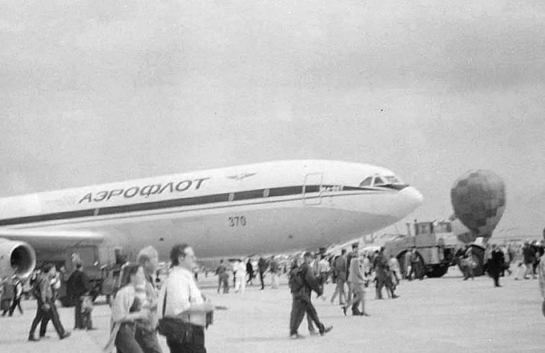 Росія відновлює старі літаки для польотів на аварійному мотлоху.