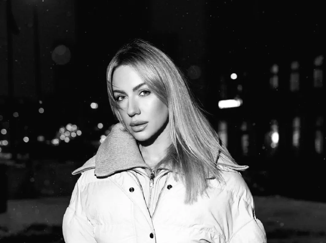 Леся Нікітюк демонструє значущі сімейні скарби (зображення)