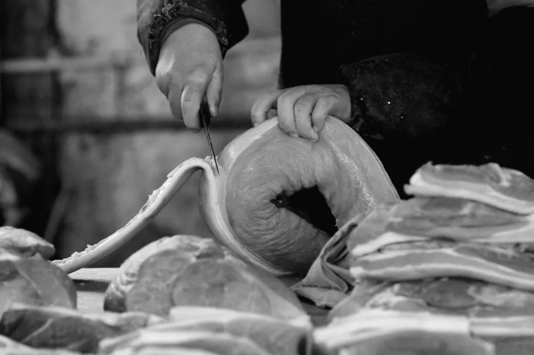 За кордонною свиною попит на українську знизився в 13 разів