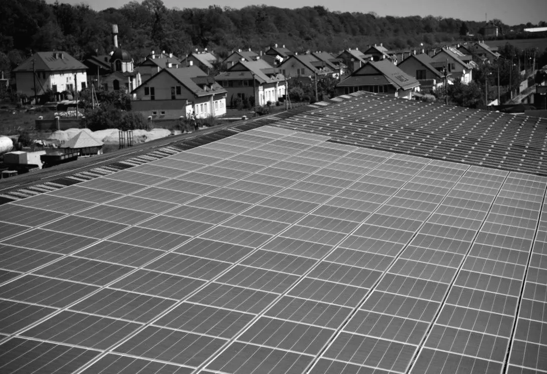 У США таємно встановлюють сонячні панелі: що змушує діяти в тіні законів