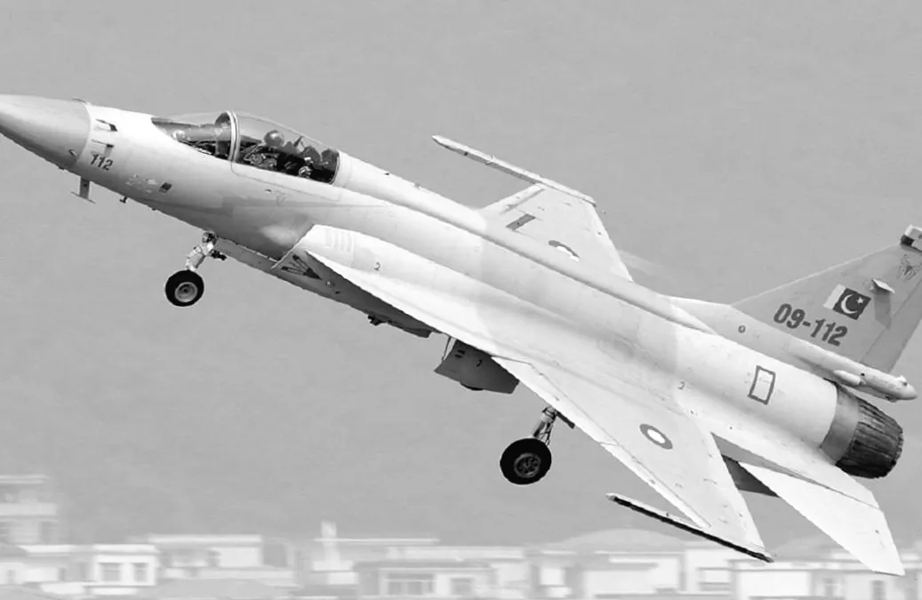 13 країн виявили інтерес до винищувача JF-17: чи стане він новим лідером на ринку?