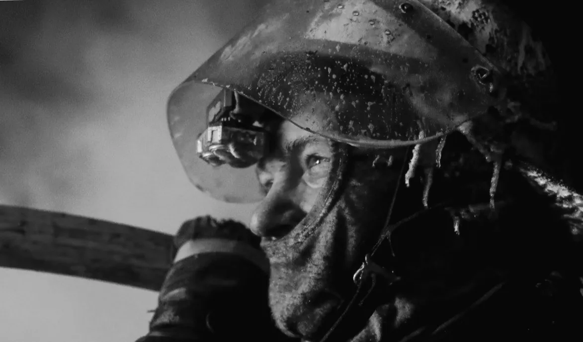 У Запоріжжі сталася пожежа на інфраструктурному об'єкті після російського удару