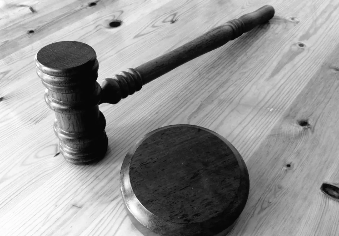 Українців активно судять за борги по комуналці: що чекає на боржників?