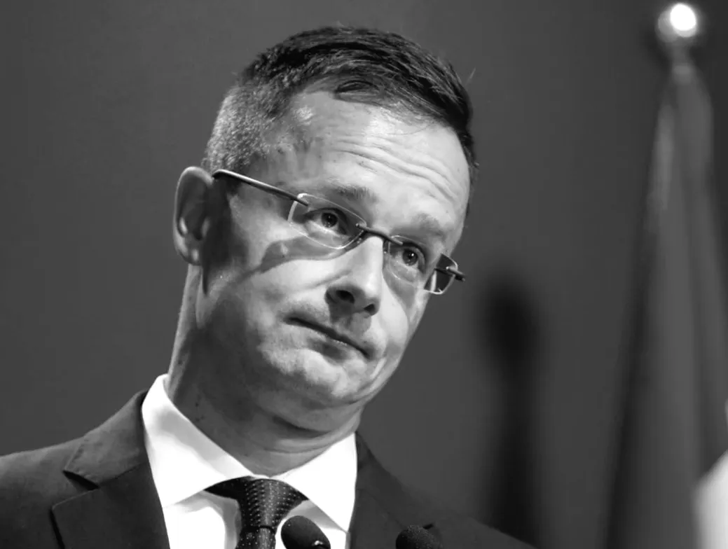 «Це їхня війна»: Сіярто шокував цинічними висловлюваннями про Україну, Сибіга не змовчав