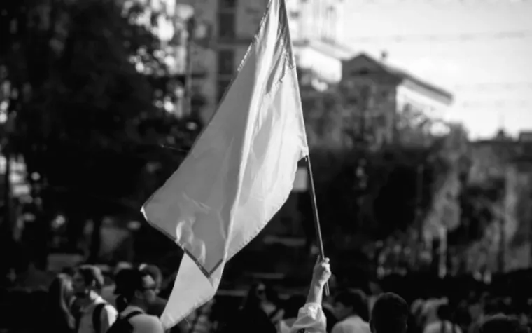 КМІС: 35% українців вірять, що війна в Україні ставить під загрозу демократичні цінності