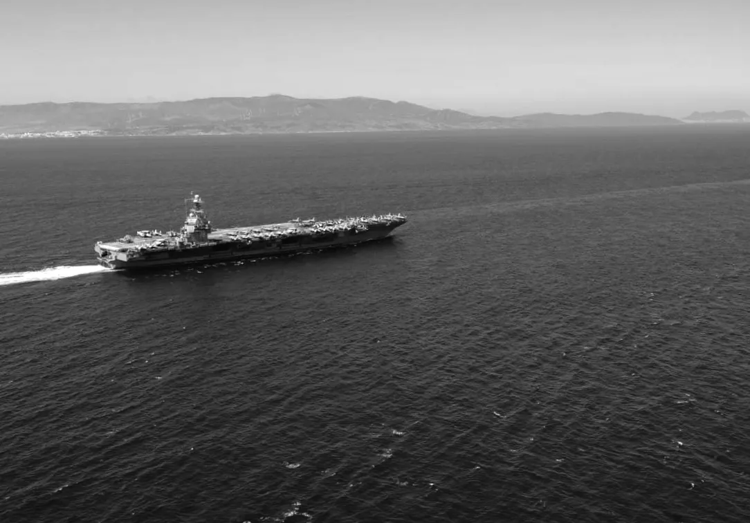 Найкращий авіаносець США став жертвою туалетної кризи