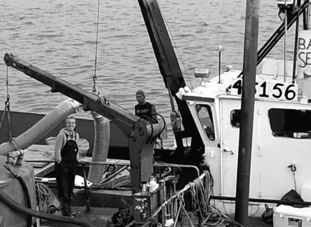 Шестеро студентів відправилися на Аляску на сезонну роботу — і повернулися з несподіваним багатством у $15 тисяч