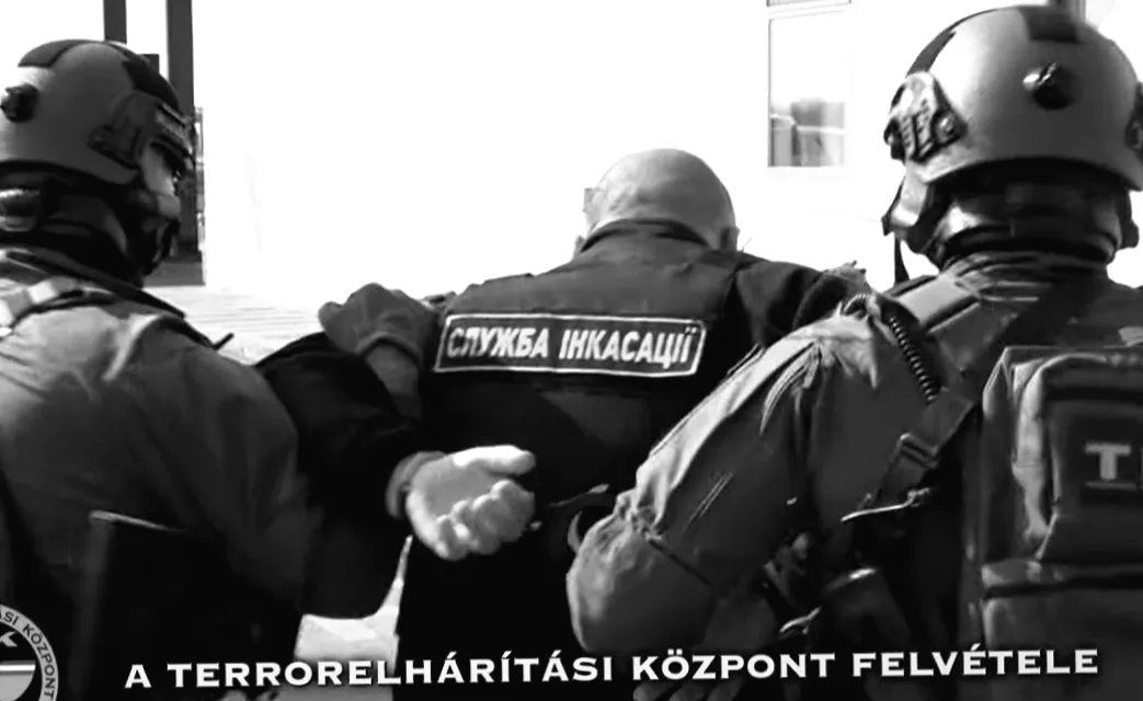 В Угорщині з кулеметами: в МЗС розповіли шокуючі деталі нападу на українських інкасаторів