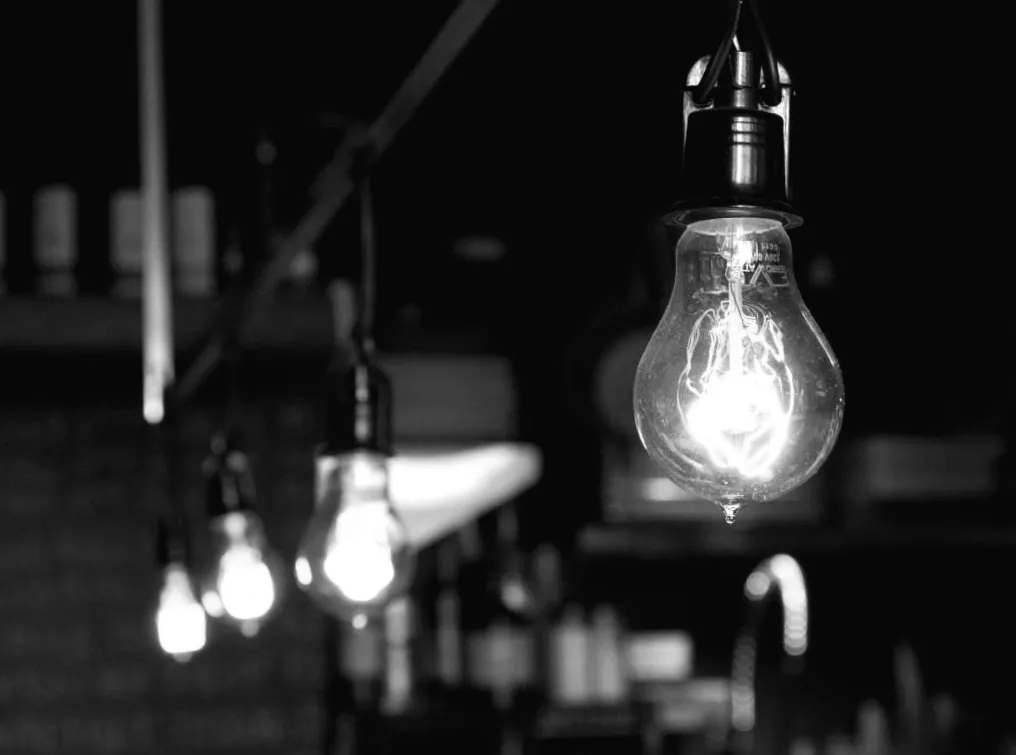 В Україні прогнозують дефіцит електроенергії: скільки гігаватів нестиме енергосистема найближчим часом