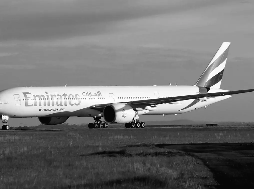 Гігант авіації світу повертається: рейси з Дубая незабаром відновлено