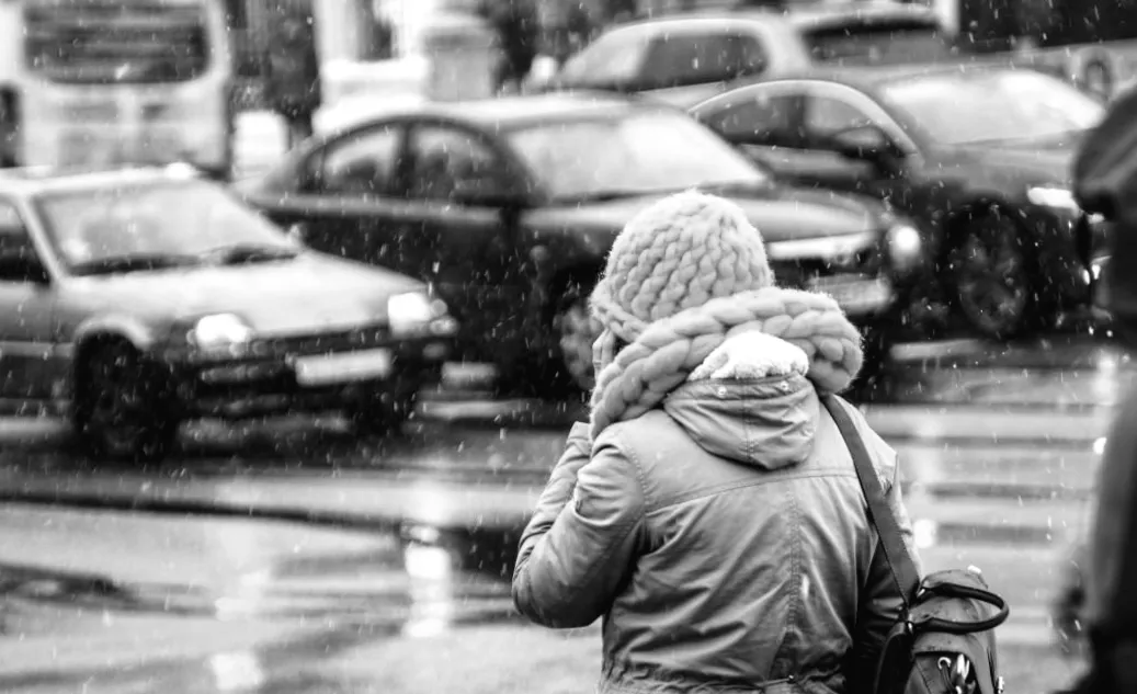 Мокрий сніг та похолодання: коли в Україні настане зміна погоди за прогнозом синоптика