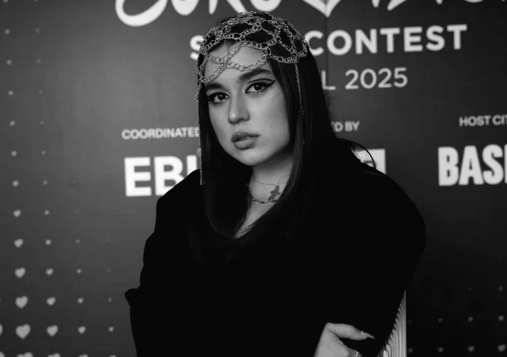 Вибух під вікнами: відома ведуча поділилась шокуючими деталями прильоту біля свого дому