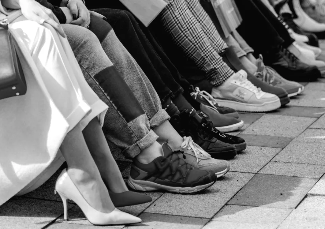 Чому експерт радить туристам залишати взуття в готелі: несподівана порада для мандрівників