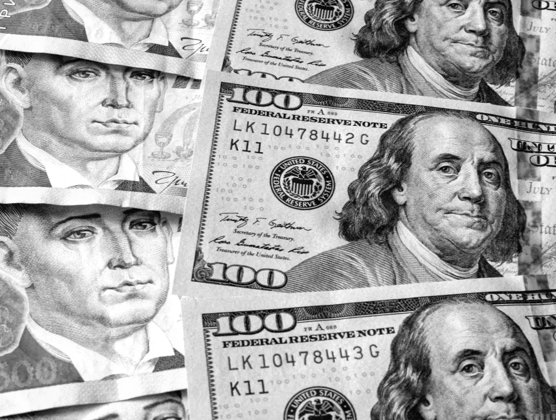 Ціни на АЗС можуть вплинути на курс валют: банківський прогноз до 22 березня.