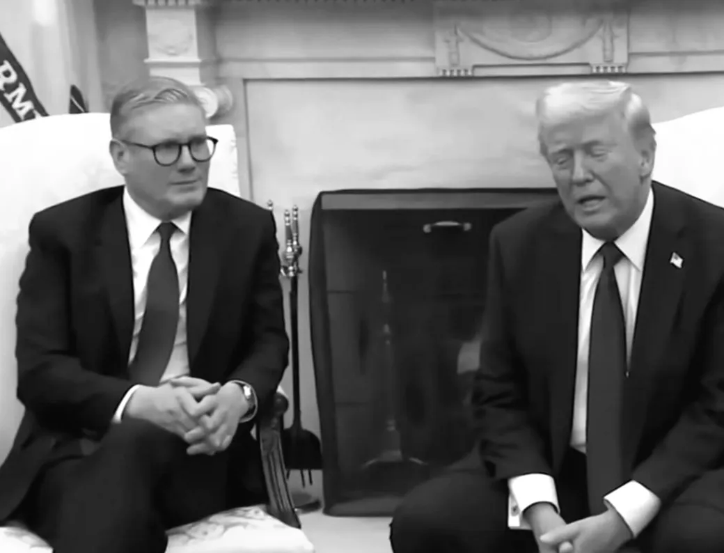 Стармер і Трамп про таємничі удари по енергетиці України: що стоїть за атаками РФ