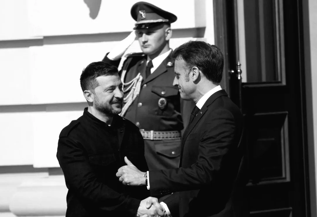 Франція пропонує обмежити купівлю українською зброї за кредити - Politico