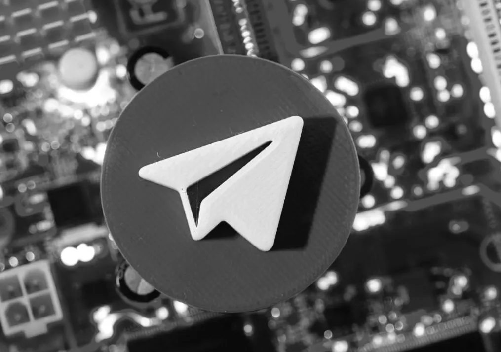 Нове оновлення Telegram: «скляний» дизайн та безкоштовні сторіс — що чекає на користувачів?