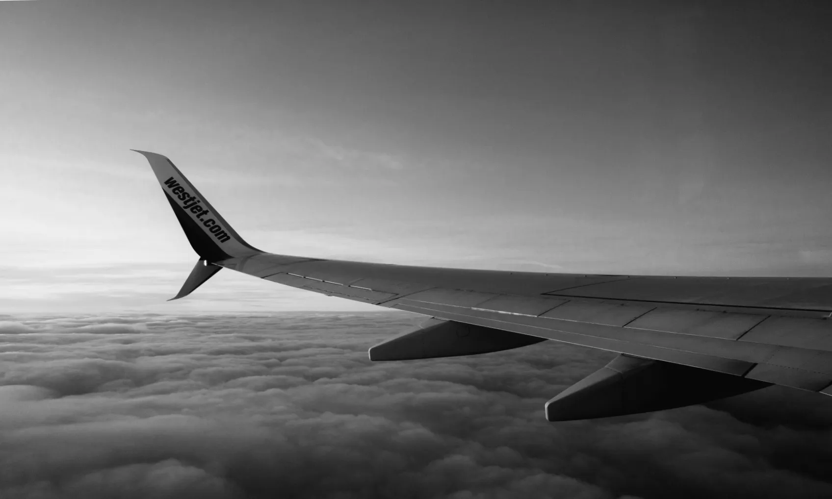 США готують таємні евакуаційні рейси для громадян на Близькому Сході