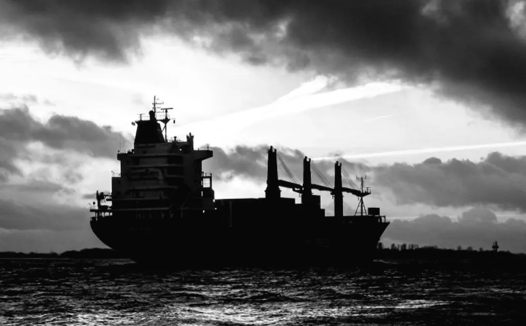 Британські кораблі спостерігали за російським танкером під час таємничої операції в Ла-Манші