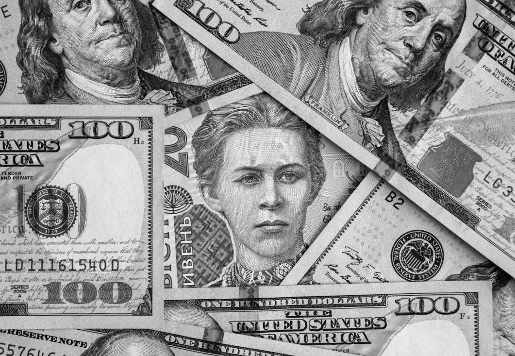 Прогноз банкіра: яким буде курс 100 доларів до 22 лютого?