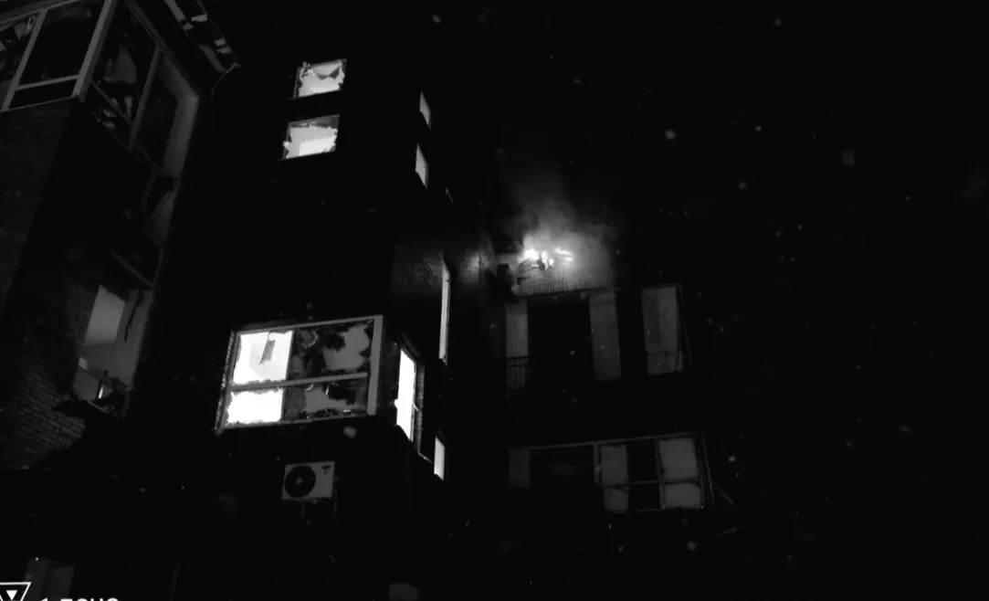 У Києві після російського обстрілу постраждали жінки: подробиці з чотирьох районів міста