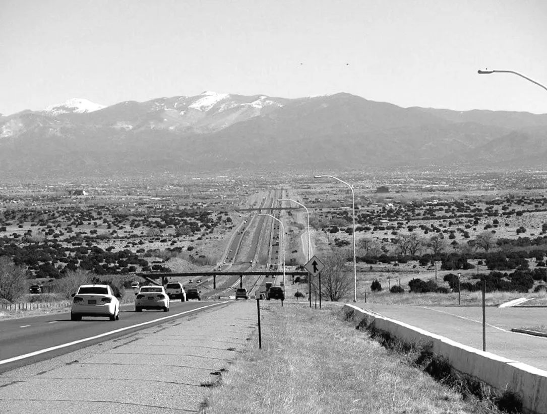 Найдовша автодорога у світі пролягає через 15 країн: скільки кілометрів і де вона знаходиться