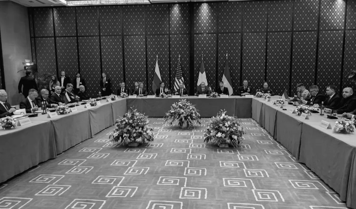 Україна та РФ провели таємну зустріч після тристоронніх переговорів