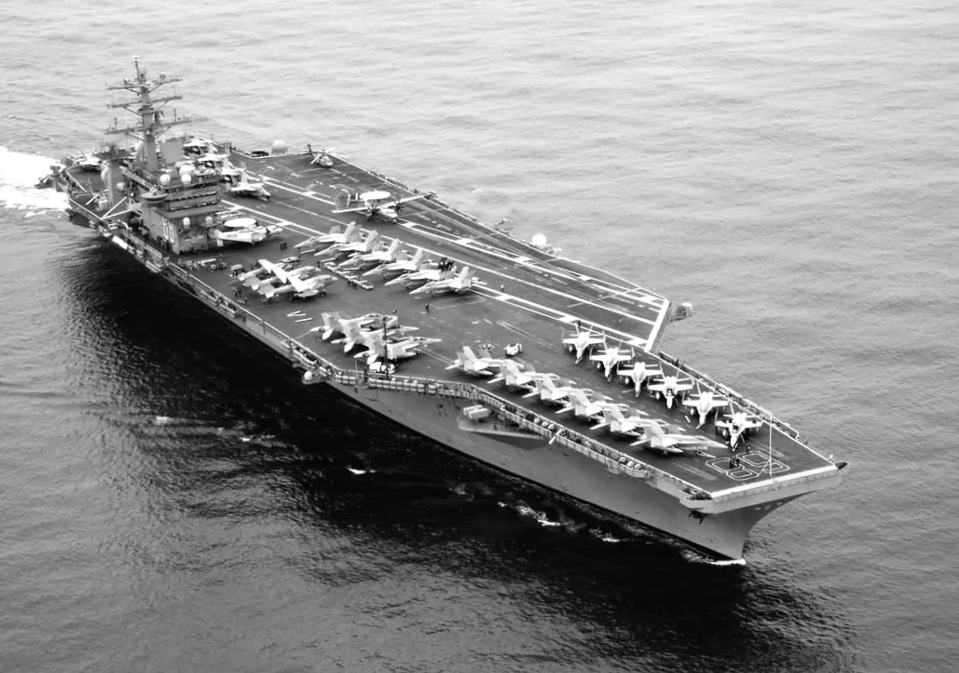 Легендарний авіаносець ВМС США вирушив у прощальний рейс, що змінить історію флоту