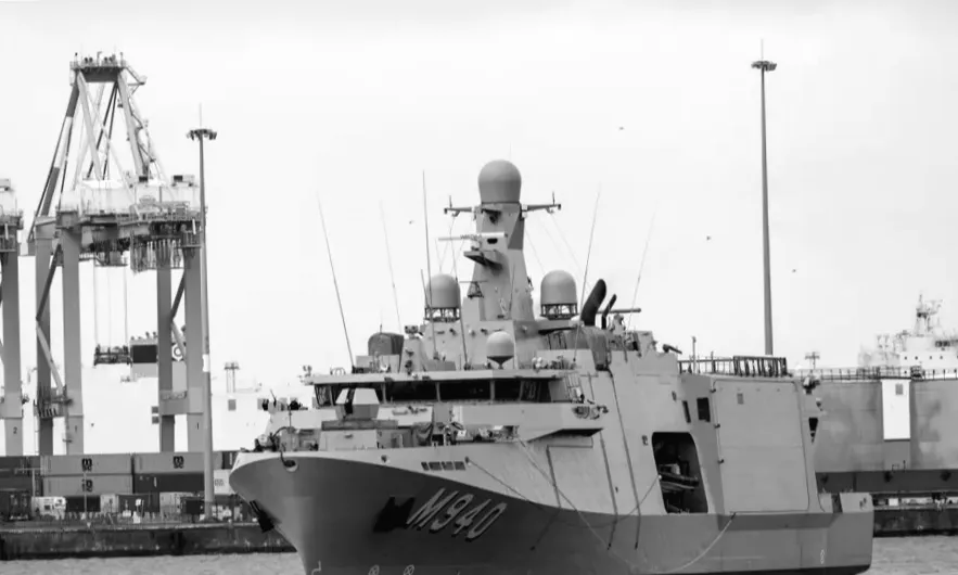 У Бельгії розпочали розслідування через задимлення на сучасному протимінному кораблі