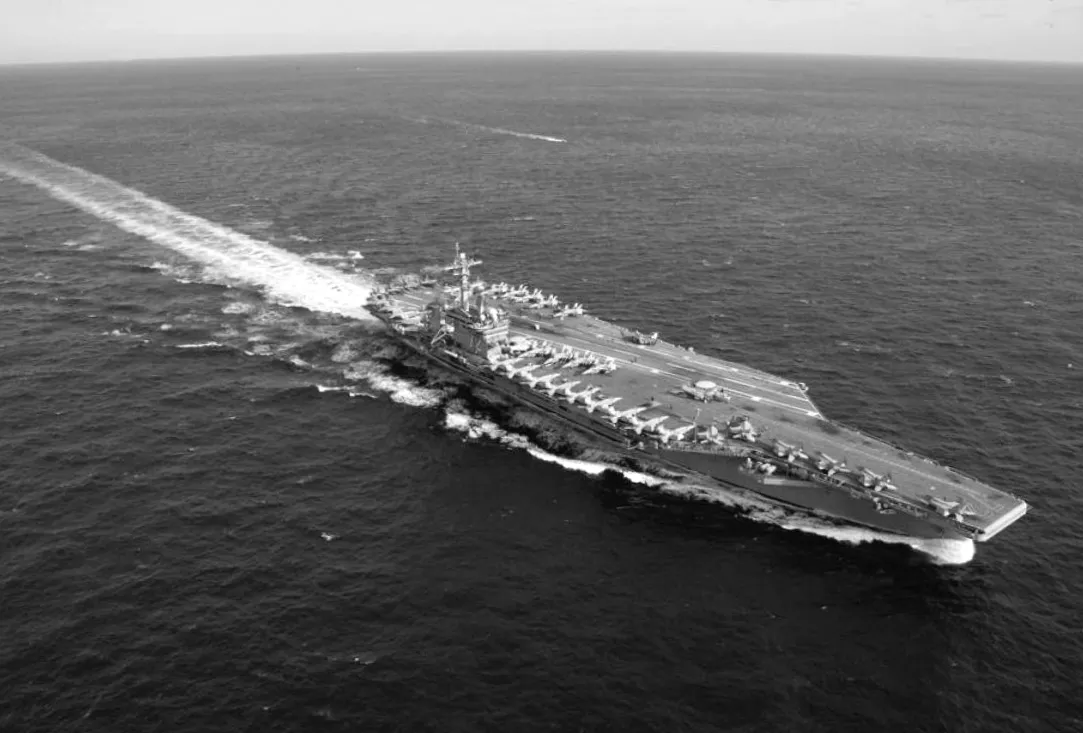 Як авіація USS Abraham Lincoln змушує «осліпнути» прибережні радари Ірану: що стоїть за цією технологією