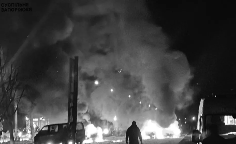 Російський обстріл Запоріжжя: 7 поранених та нові руйнування