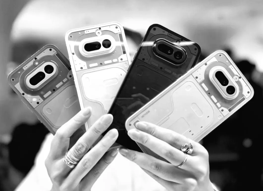 Нові бюджетні смартфони від конкурента Samsung: унікальний прозорий дизайн, який змінить усе