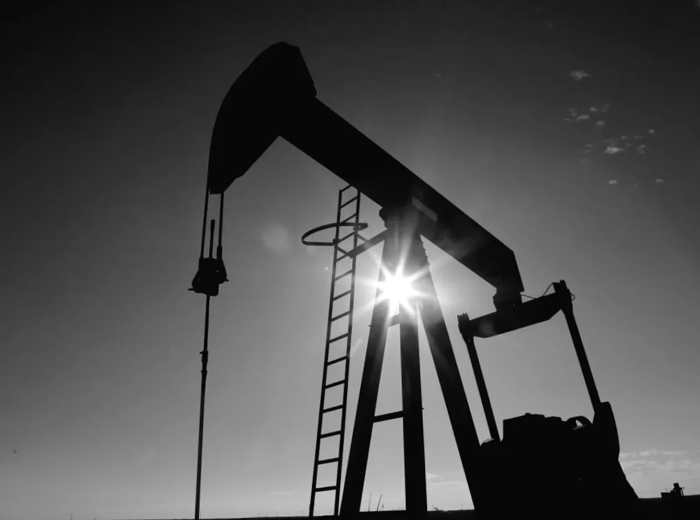 Ціни на нафту б’ють рекорди через війну в Ірані — чи чекати ще більшого стрибка?