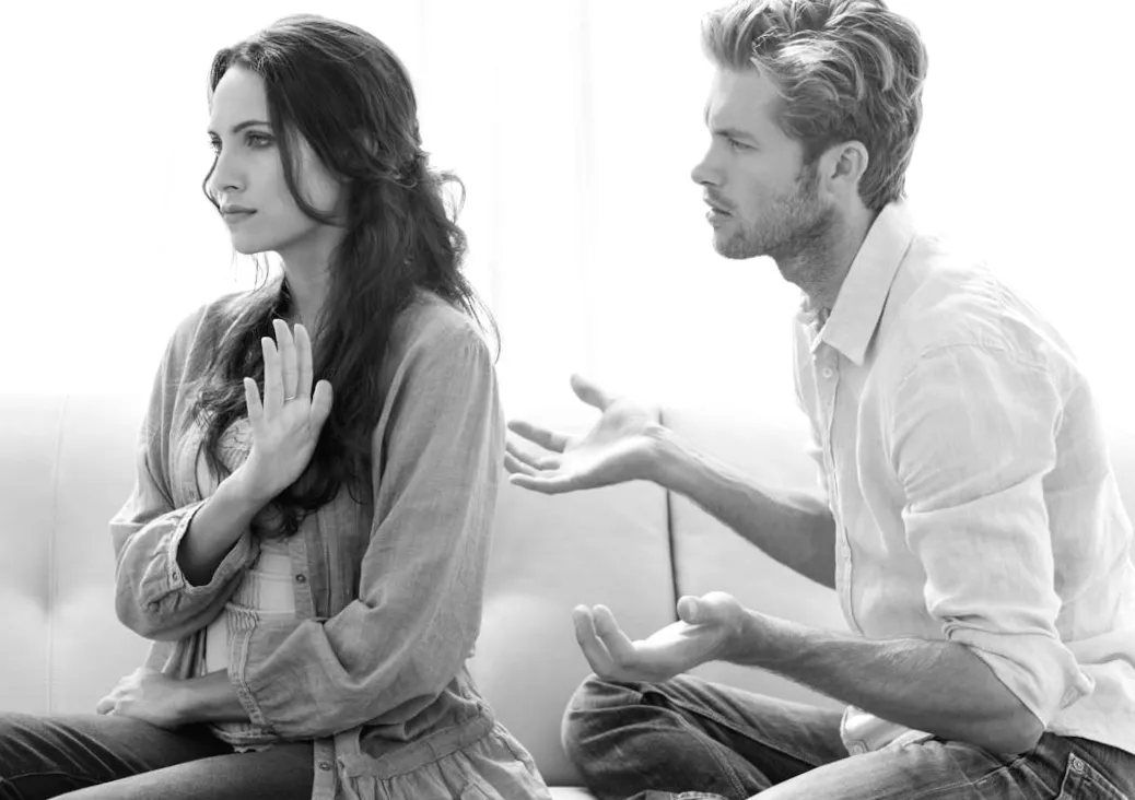 4 причини, чому люди затримуються в нещасливих стосунках, сподіваючись на кохання