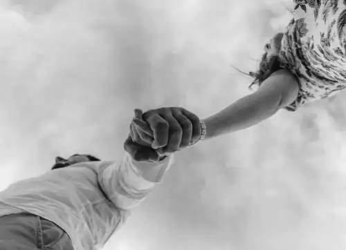 4 звички у стосунках, які можуть приховувати небезпечну ілюзію нормальності