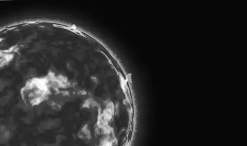 На Сонці стався потужний спалах: чи варто очікувати на нову магнітну бурю?