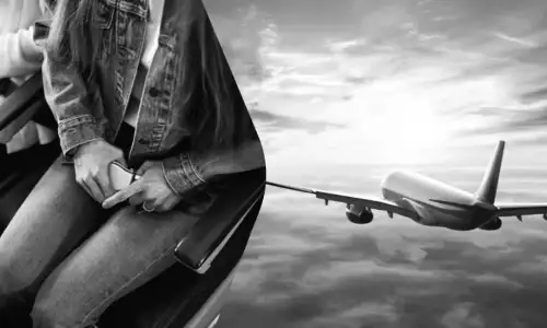 Експертка розповіла, який одяг може зіпсувати вашу подорож літаком