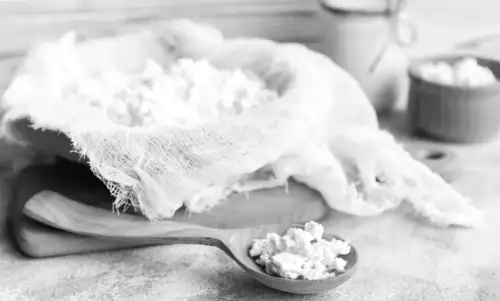 Как загустить жидкий сыр: секреты бабушкиных рецептов.