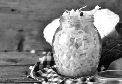 Що станеться з вашим організмом, якщо кожен день вживати квашену капусту: секрети від дієтолога