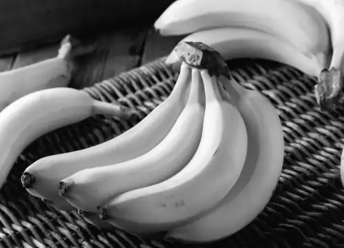 В Україні раптово зросла цікавість до загадкового фрукта, який підкорює серця громадян