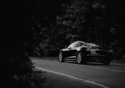 Електромобіль, який змусив експертів переглянути правила дорожніх тестів