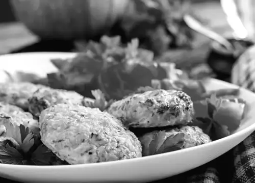 Тайний інгредієнт для соковитих котлет: рецепт від бабусі, який варто знати кожному